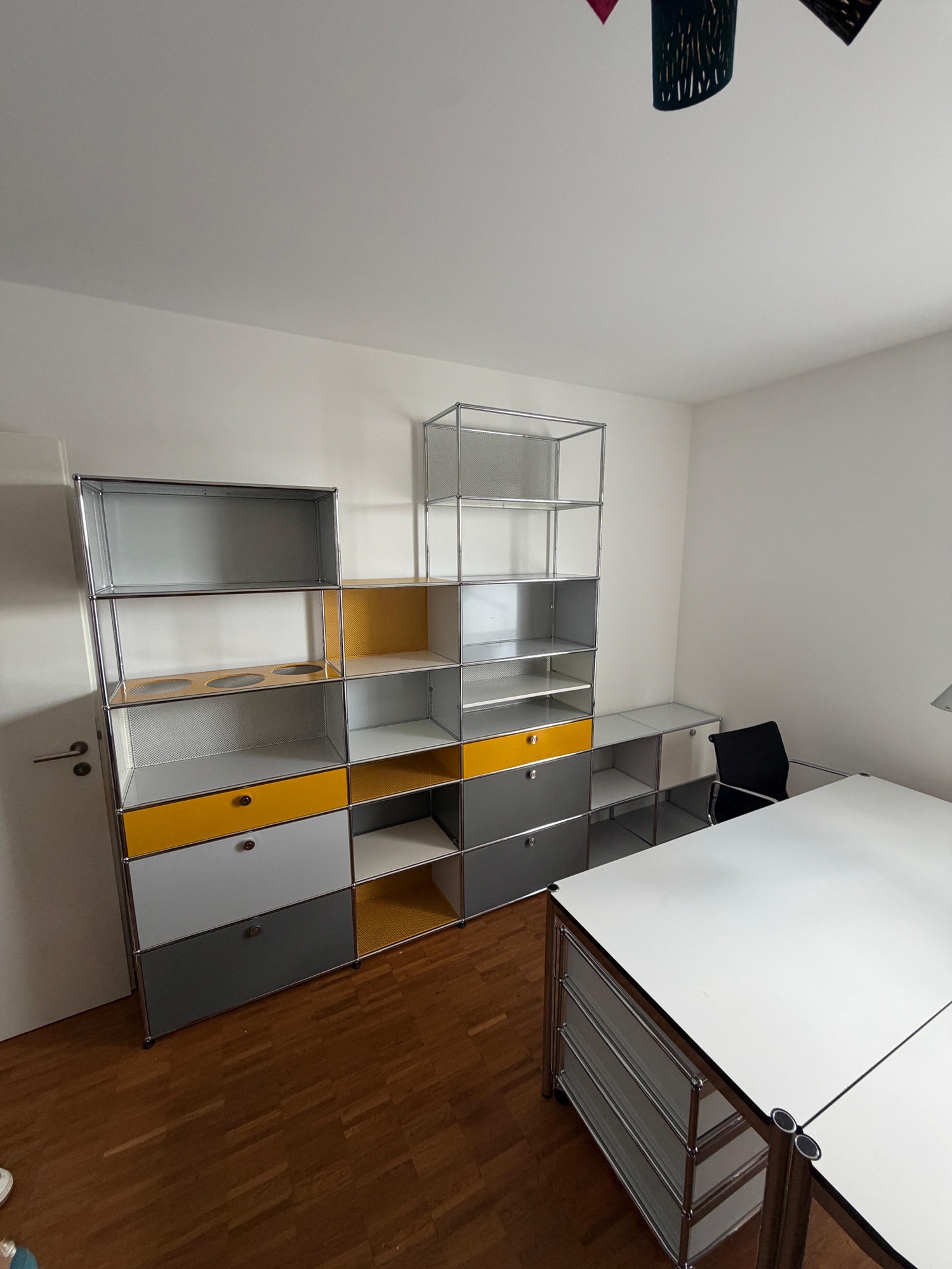 USM Regalwand Gelb Grau
